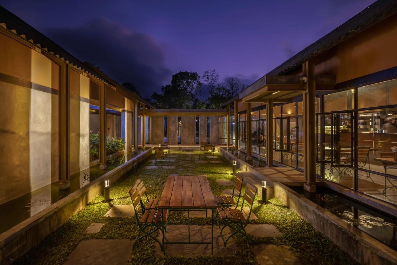Misty Mountain Experience By Perfect Stays Pīrmed Eksteriør bilde